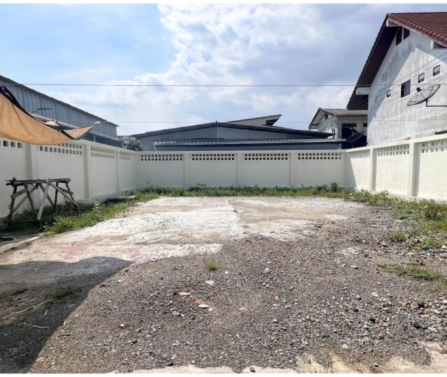 ขายที่ดินประชาอุทิศ 33 แยก 12 แปลงมุม 47 ตร.ว. ซอยวิเชียร https://listing.homelink.in.th/property/ขายที่ดินประชาอุทิศ-33