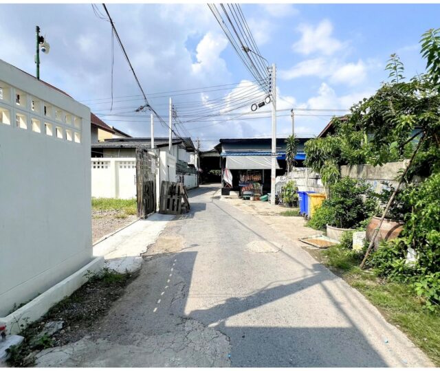 ขายที่ดินประชาอุทิศ 33 แยก 12 แปลงมุม 47 ตร.ว. ซอยวิเชียร https://listing.homelink.in.th/property/ขายที่ดินประชาอุทิศ-33