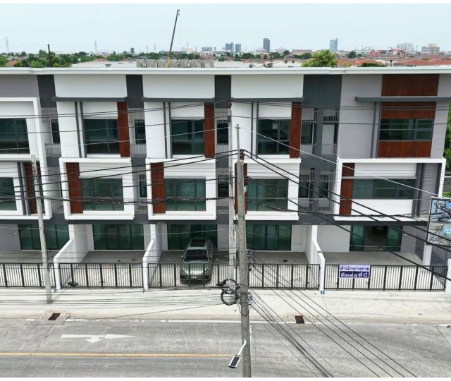 ขาย Home Office 3 ชั้น เฉลิมพระเกียรติ ร. 9 ซอย 30 แยก 32